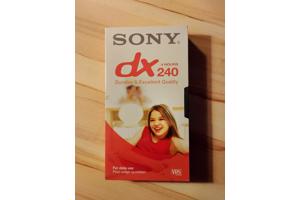 5 Sony VHS videocassettes