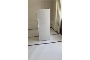 Siemens koelkast nog in zeer goede staat.  Ca 5 jaar oud.
