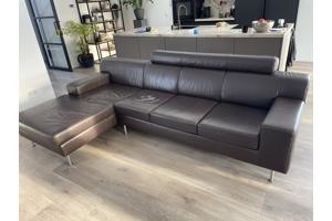 Lederen (hoek)bank met 2 poefjes