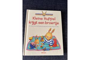 Kleine Huppel krijgt een broertje.