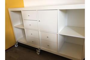 Ikea 8 vakkenkast, wit, met 3 vakken laden en 1 vak met deurtje