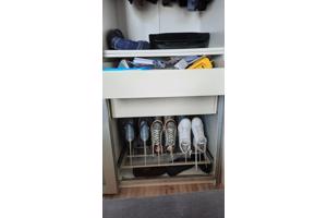 Ikea kast zeer ruim en praktisch