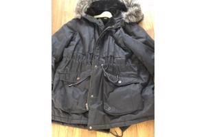 nieuwe warm gevoerde jas klaar voor de winter 15 euro