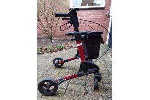 Te koop scootmobiel en rollator