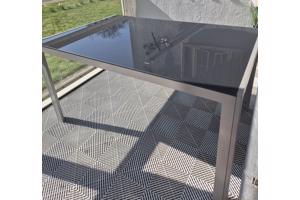 Tuintafel met veiligheidsglas