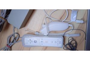 Nintendo Wii + 1 controller + 1 nunchuk