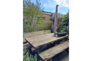 Picknicktafel met banken