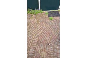 Gebruikte waaltjes tuin