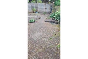 Gebruikte waaltjes tuin