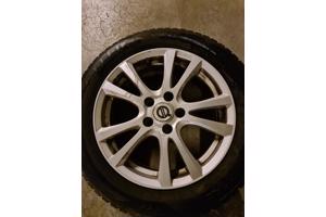 Volvo velgen met winterbanden