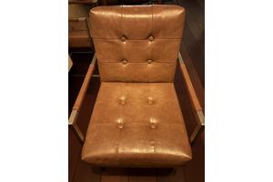 Kersenhouten eettafel met 5 Kick stoelen