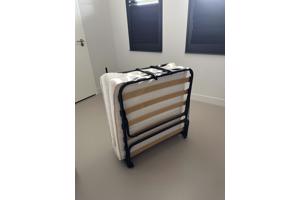 Opklapbed/logeerbed