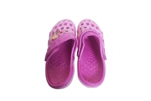 Crocs verticaal pink fuchsia met meisje 34