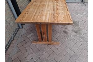 Tafel, grenen,  lengte 140 cm, breedte 86 cm