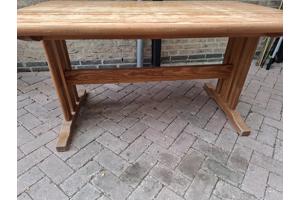 Tafel, grenen,  lengte 140 cm, breedte 86 cm