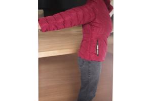 Ature winter jas rood XL/42 (Let op heeft 1 mankementje)