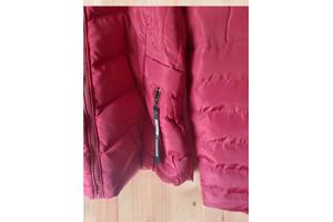 Ature winter jas rood XL/42 (Let op heeft 1 mankementje)