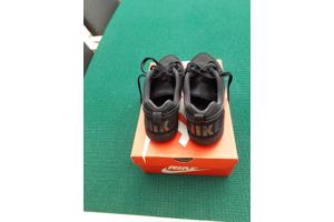 Nike sport schoenen als nieuw maat 39