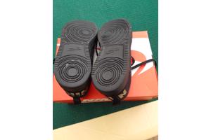 Nike sport schoenen als nieuw maat 39