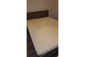 Gratis boxspring 160x200