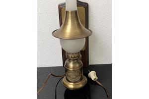 Degelijke Brocante wandlamp