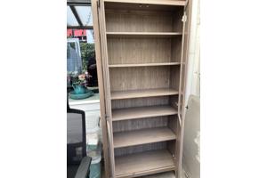 Ikea vitrinekast Hemnes