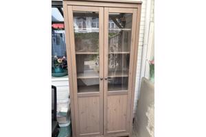 Ikea vitrinekast Hemnes