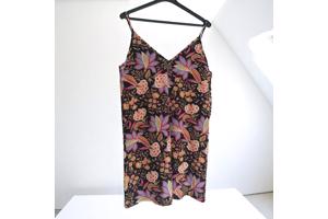 Zomer jurk met spagetti bandjes L