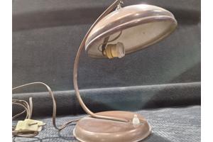 Lamp 35 cm hoog op ronde voet