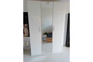 Grote Ikea kast