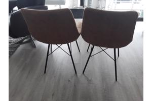 Cognac kleurige eetkamerstoelen van Nubuck
