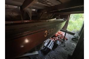 Houten zeilboot