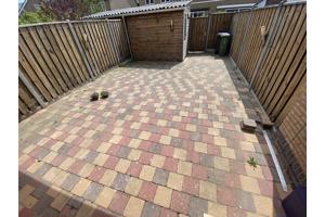 Keurige 41 m2 aan tegels (20cmx20xm) / 1062 stuks