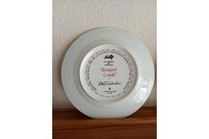 7 Porseleinen wandborden met thema bloemen en certificaat