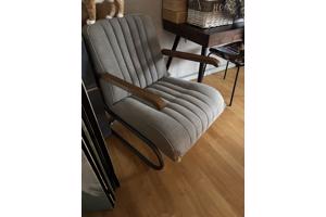 Grijs met stof beklede fauteuil