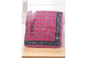 Sjaal Juliet – Fuchsia 70x70cm