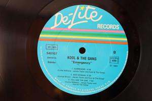 Kool & The Gang – Emergency Label:	De-Lite Records jaar:1984