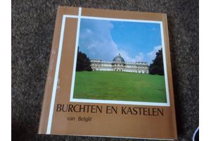 10 prachtige boeken van Burchten & kastelen
