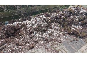 Grind witte stenen gratis op te halen