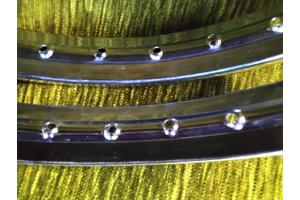 Nieuwe bromfiets velgen