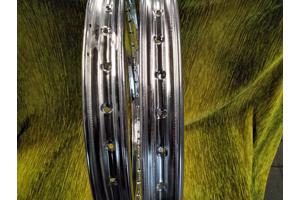 Nieuwe bromfiets velgen