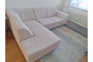 Heerlijke bank, moet weg ivm nieuwe bank