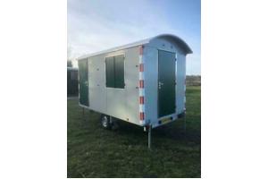 Gezocht (oude) caravan/keet (iets om in te zitten met vrienden)