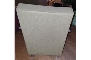 Fauteuil met metalen frame