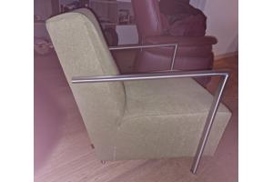 Fauteuil met metalen frame