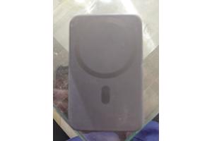 Oordoppen statief en draadloze oplader