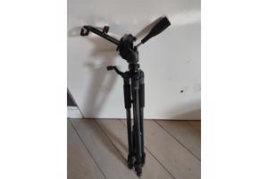 Oordoppen statief en draadloze oplader