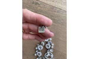 Otazu halsketting met kristalle en parels