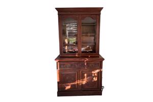 wandmeubel met vitrinekast en uitschuifbaar bureautje