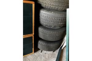 4 Zomerbanden op Al velgen 225/45 R18